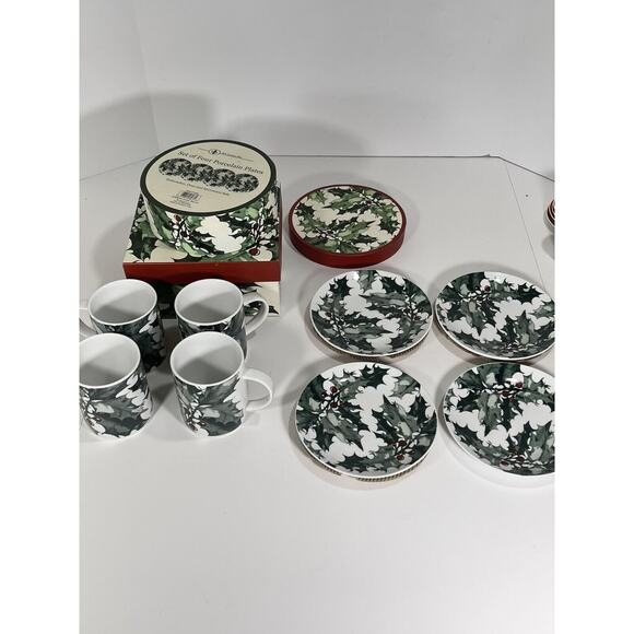 BIA Cordon Bleu Porcelain Christmas 4 Mugs & 4 Plates Holly Dinner Berries Set - Picture 1 of 12